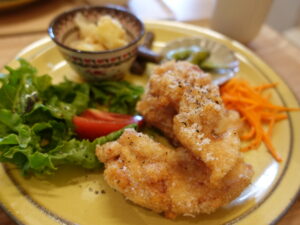 おひるごはんカフェ taom