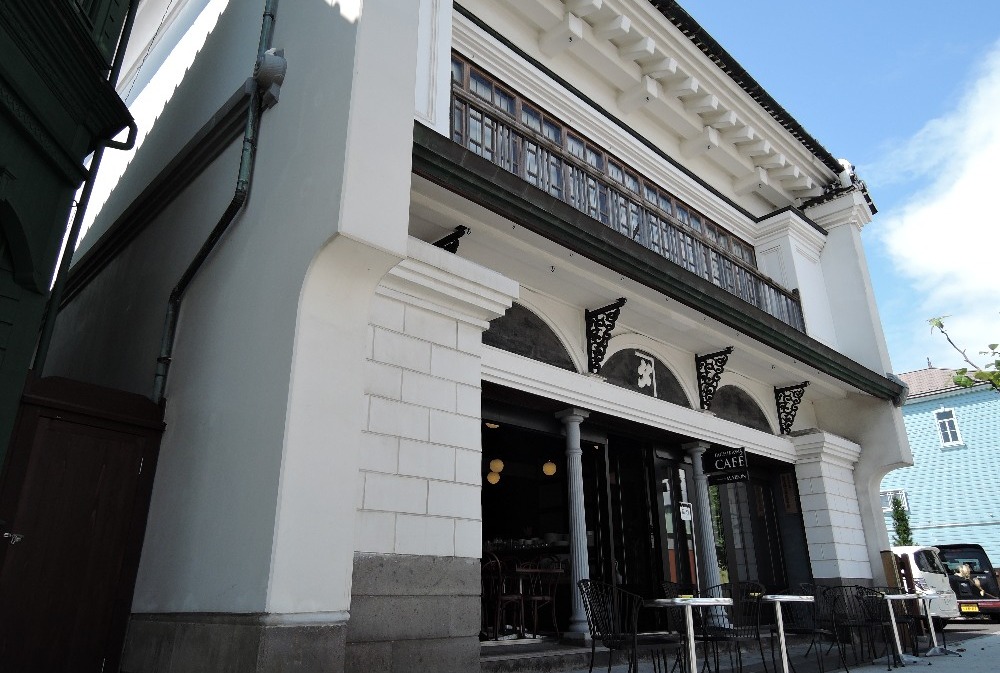 Tachikawa Residence and Shop