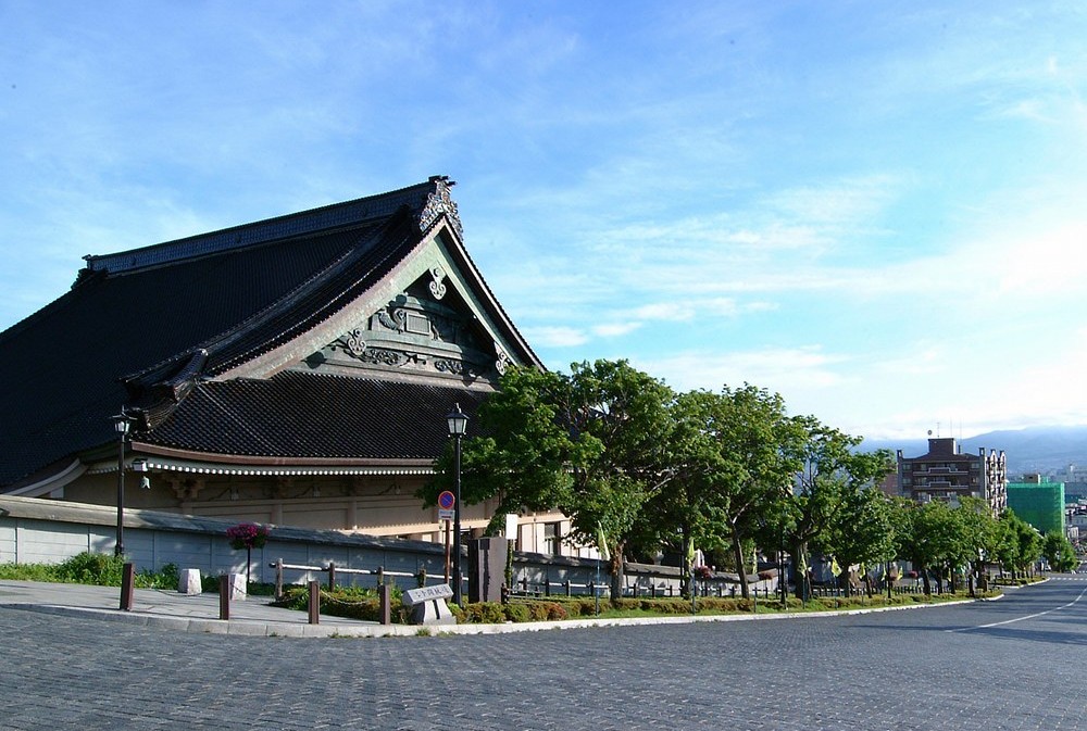 Higashihongan-ji Temple Hakodate Branch