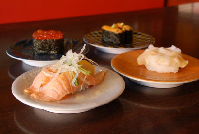 Gourmet kaiten-zushi – Kantaro, Goryokaku Park