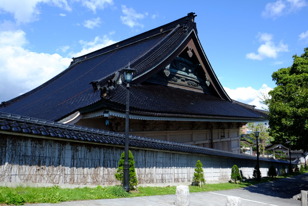 Higashi Honganji-Temple Hakodate Branchi
