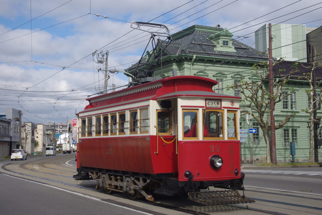 Street Car-1