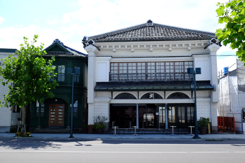 Tachikawa Residence and Shop