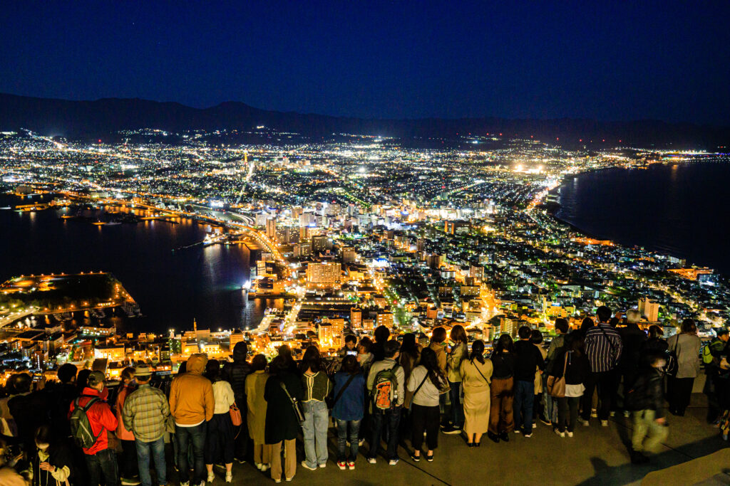 The night view from Mt. Hakodate-2-High(20MB)