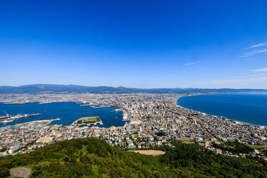 The view from Mt. Hakodate-2-High(14MB)