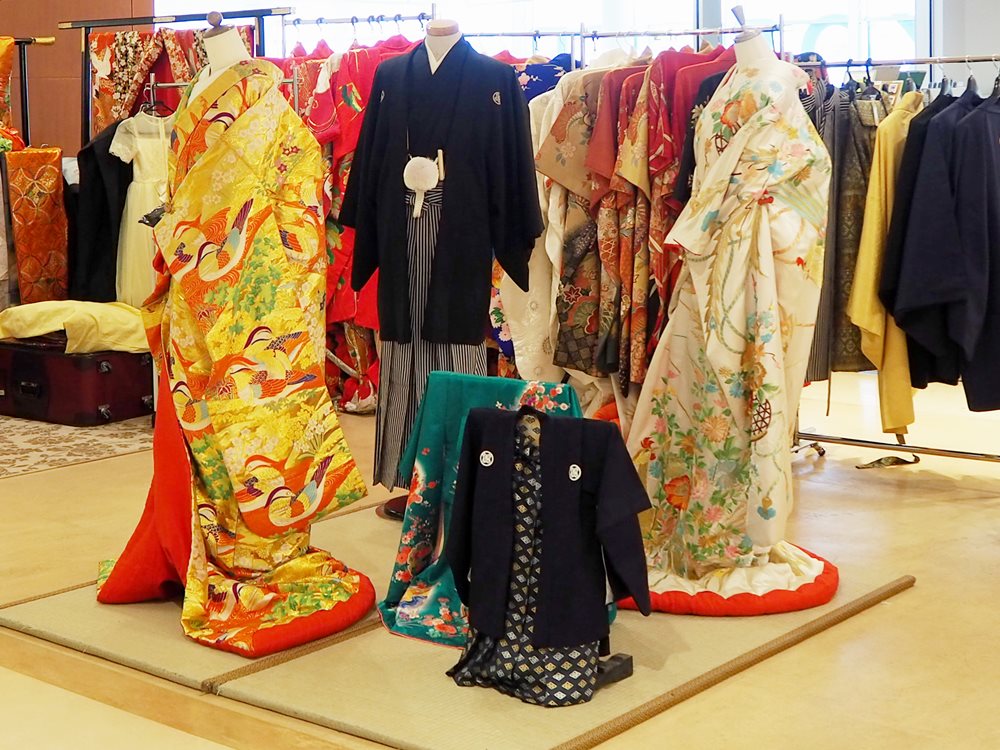 Experience Japanese clothing at Hakodate Airport